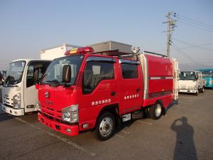 救助資器材搭載車両正面