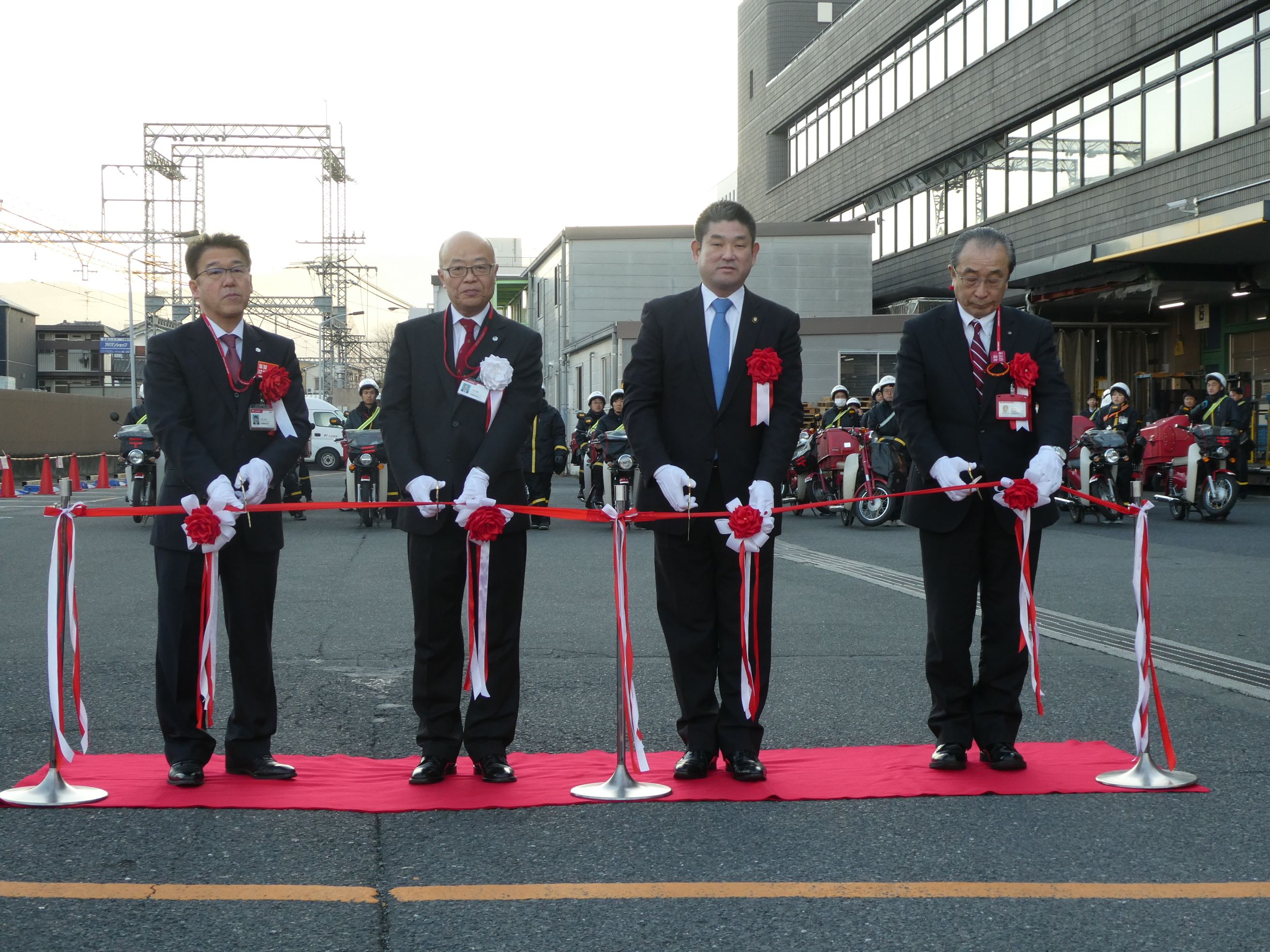 2019年年賀郵便元旦配達出発式の画像