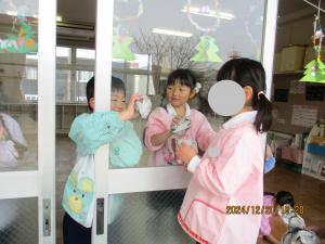 窓も磨きました