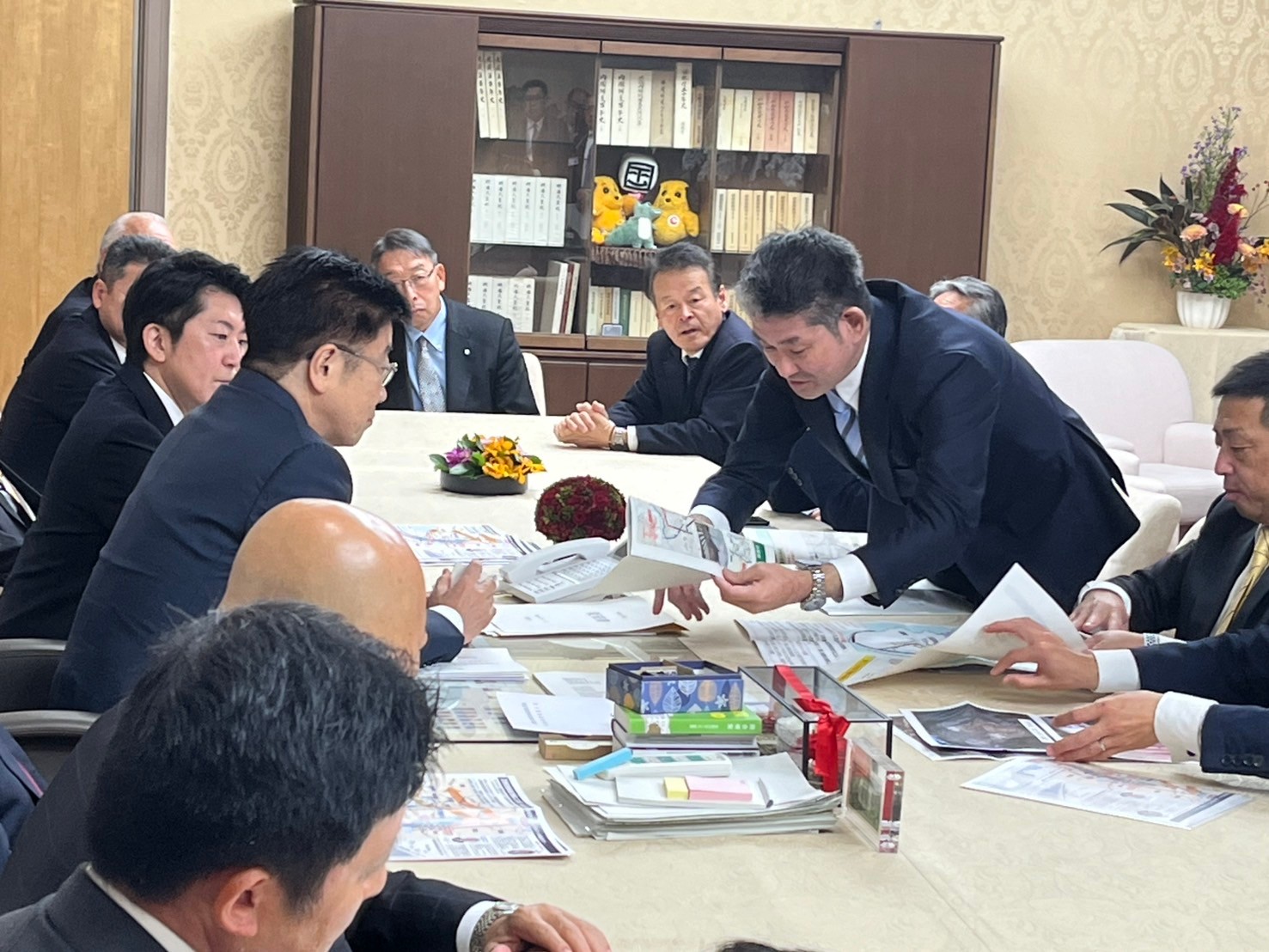 奈良市議会議員団との要望活動１