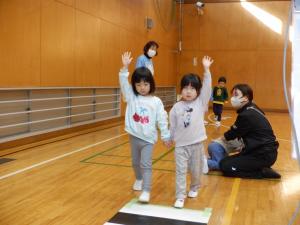 3歳4