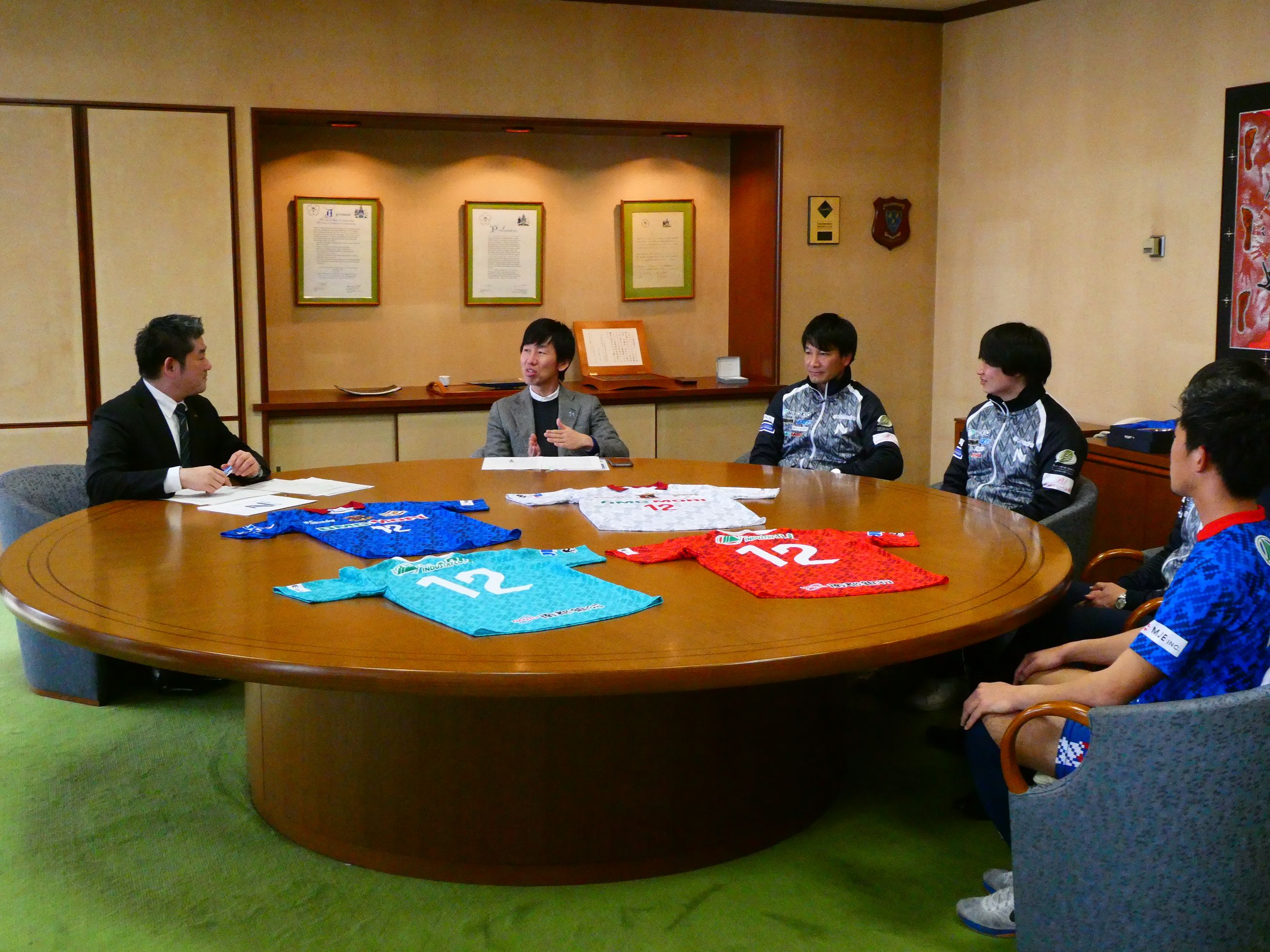 奈良クラブ2019JFLシーズン開幕に伴う市長表敬訪問の画像