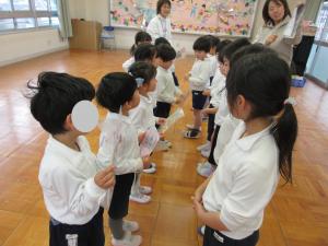 プレゼント交換をしているところ