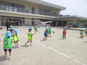 1組　サッカーで遊ぼう　ボール遊び