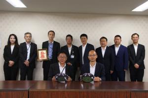 JAならけん訪問時記念撮影