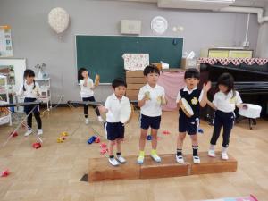 佐保幼　6月保育室遊び
