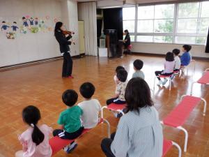 佐保幼　バイオリン演奏3