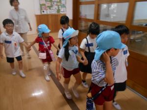 一年生と学校探検