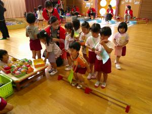 3歳児玉入れ屋さんに行きました