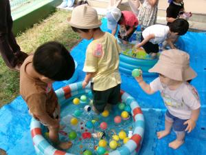 2歳児クラス 水遊び