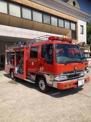 水槽付きポンプ車