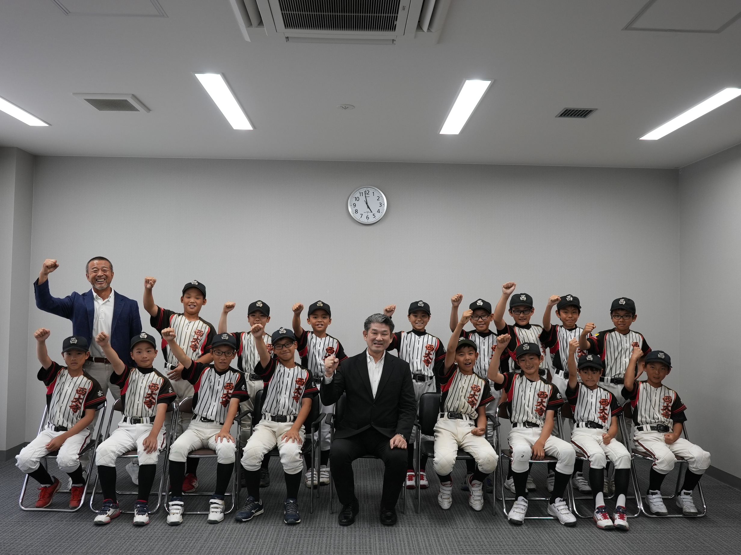 第37回奈良県スポーツ少年団軟式野球親善競技大会優勝チーム表敬訪問
