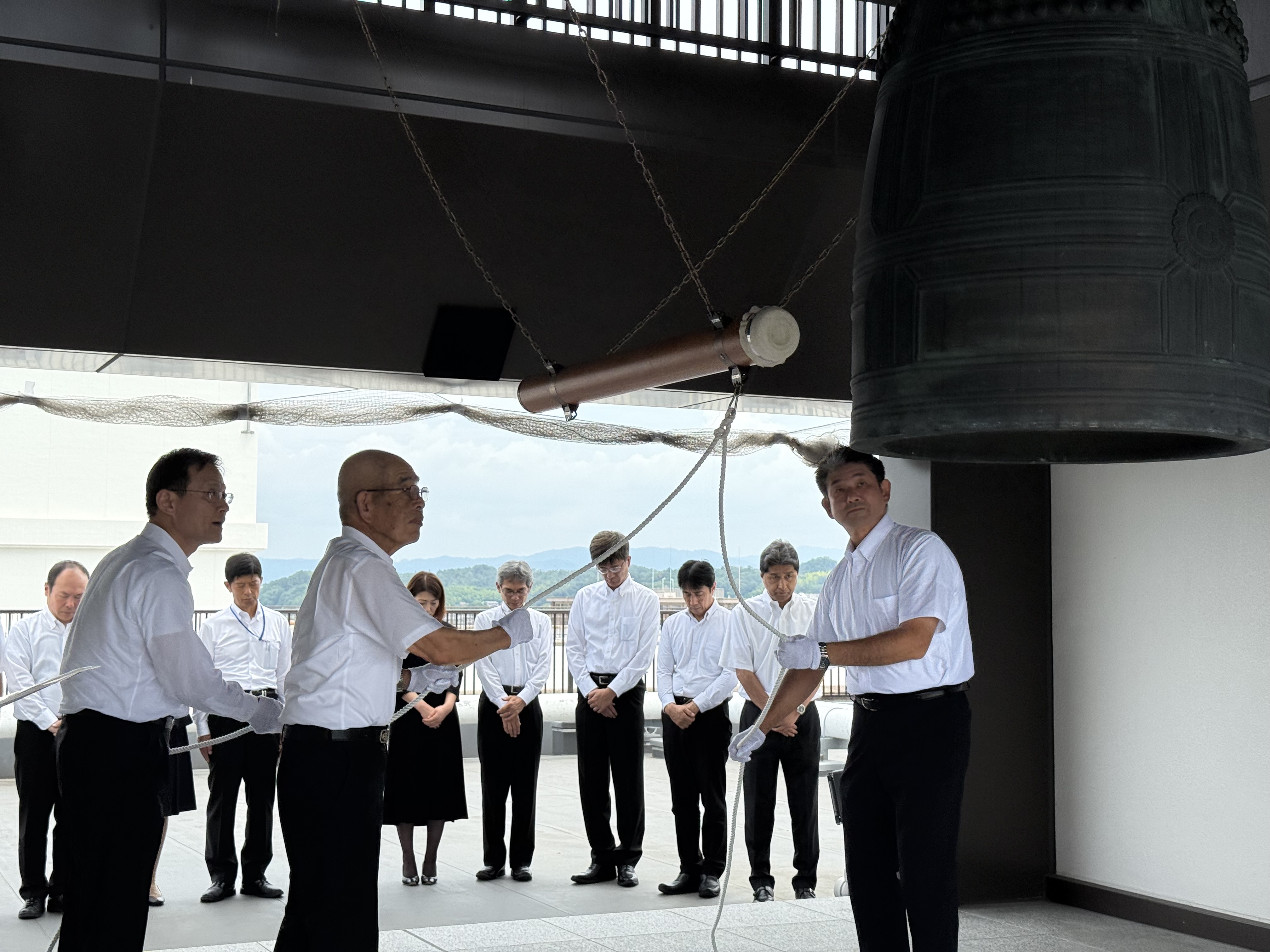 「平和の鐘」撞鐘事業