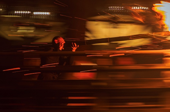 日本経済新聞社賞 日岡 弓枝「春呼ぶ」（単写真）