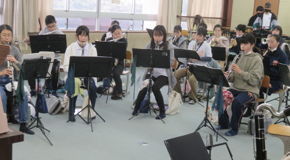 吹奏楽部の活動応援に関する写真