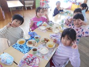 5歳児楽しい給食
