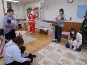 サンタさんの登場です