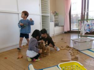部屋遊び