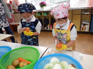 佐保幼　カレーパーティー2
