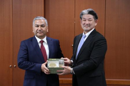 ウズベキスタン共和国マハッラ協会会長市長表敬訪問
