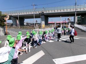 5歳児散歩の様子