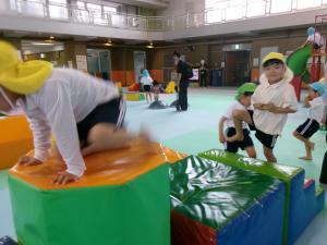 台形ジャンプで遊んでいます