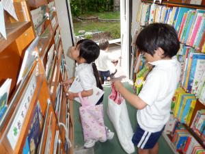 佐保幼　巡回図書5月3