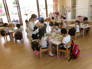 給食3