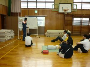 説明しているところ