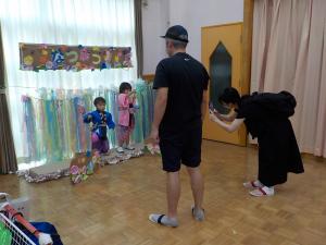 はい、ポーズ