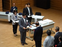 奈良・奈良西地区防犯協議会地域安全推進委員委嘱式(なら100年会館)の画像