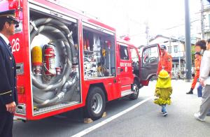 消防車と記念撮影