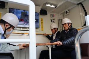 地震体験車