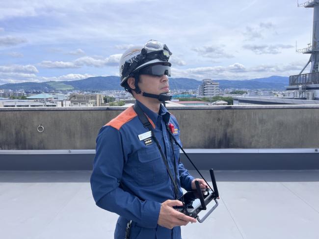 サングラス着用ドローン